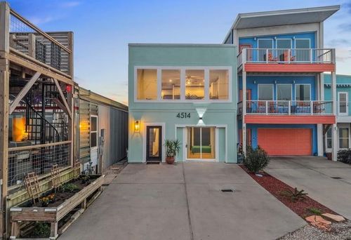 4514 Boulevard St, Bacliff, TX, 77518-1488 | Card Image