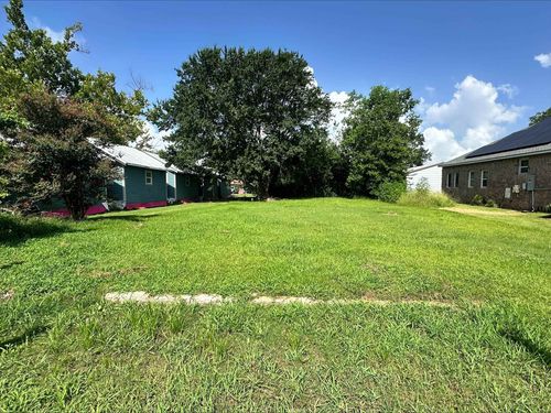 208 College St, Orange, TX, 77630-6346 | Card Image