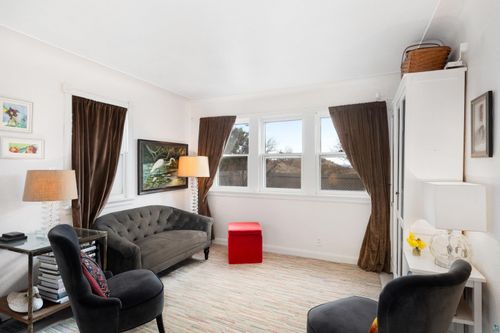 1611 S Lake Ave, Duluth, MN, 55802-2449 | Card Image