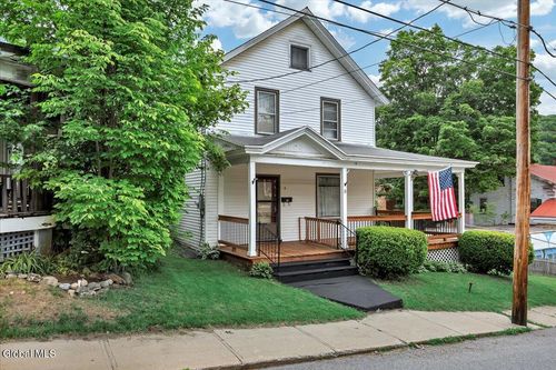 3 School St, Whitehall, NY, 12887-1211 | Card Image