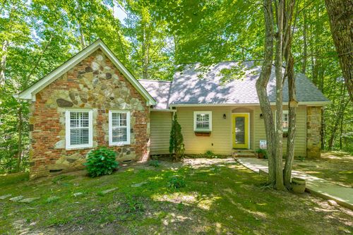 316 Brock Creek Trl, Signal Mountain, TN, 37377-7617 | Card Image
