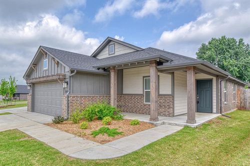 20101 Park Ln, Harrah, OK, 73045-9766 | Card Image