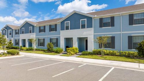 2411 Dubai St, KISSIMMEE, FL, 34747 | Card Image