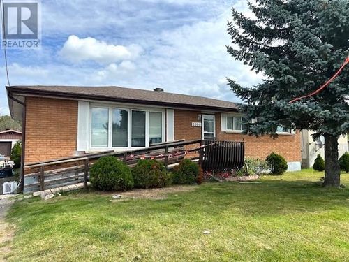 2600 Highway 69 N, Val Caron, ON, P3N1K6 | Card Image