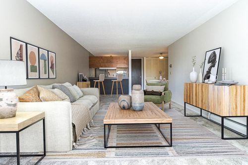 apt-330-2800 Hamline Ave N, Roseville, MN, 55113-1751 | Card Image