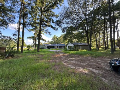 377 Hostetter Rd, New Waverly, TX, 77358-4068 | Card Image