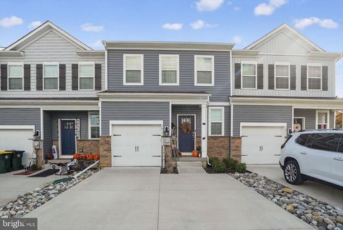 1013 Turnstone Dr, FOGELSVILLE, PA, 18051-1731 | Card Image