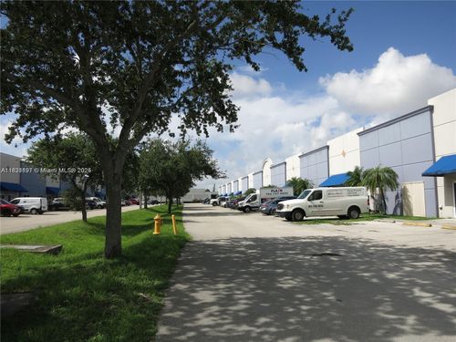 unit-a15-4980 Nw 165th St, Miami Lakes, FL, 33014-6305 | Card Image