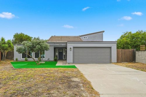 1965 Comanche St, Oceanside, CA, 92056-2956 | Card Image