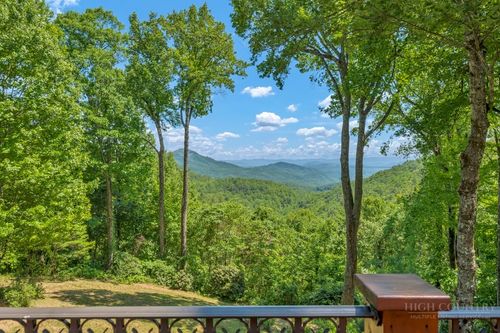 847 Old Orchard Rd, Blowing Rock, NC, 28605 | Card Image
