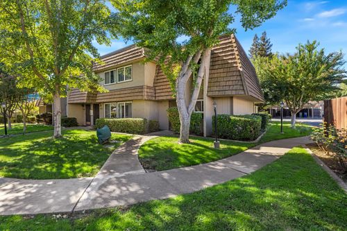 2400 Via Camino Ave, Carmichael, CA, 95608-4661 | Card Image