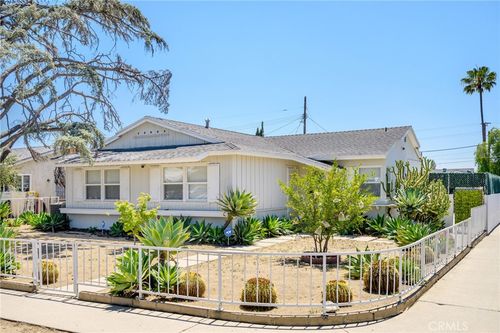 11793 Glencrest Dr, San Fernando, CA, 91340-1813 | Card Image