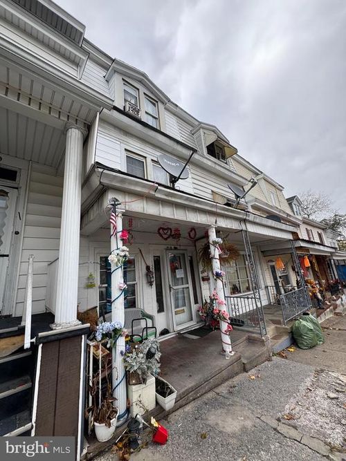 1227 Walnut St, ASHLAND, PA, 17921-1846 | Card Image