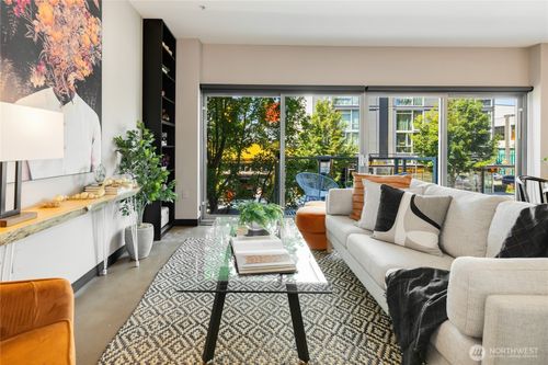 unit-201-1414 12th Ave, Seattle, WA, 98122-3962 | Card Image