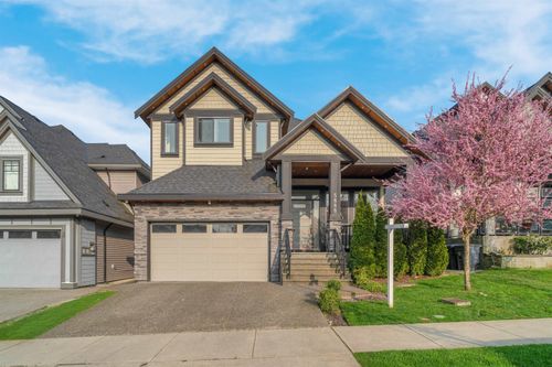5888 139a St, Surrey, BC, V3X0G7 | Card Image