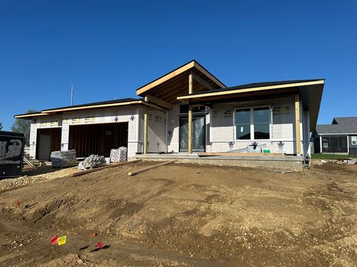 5810 Indigo Ave, Davenport, IA, 52807-2844 | Card Image