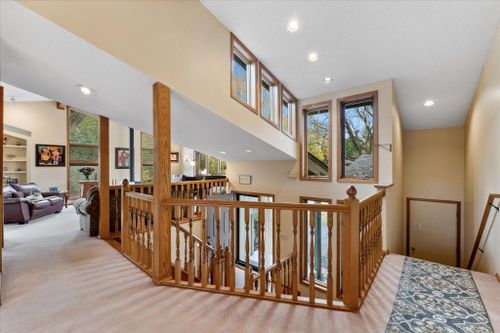 4048 Lakehill Circle, White Bear Lake, MN, 55110 | Card Image