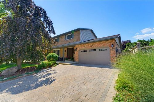127 Michener Cres, Kitchener, ON, N2A3V3 | Card Image
