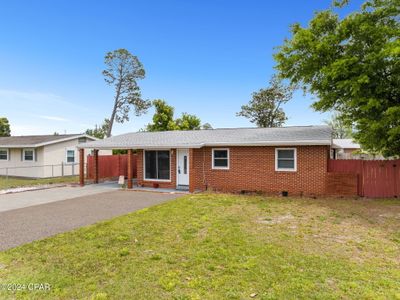 1900 Beck Avenue, House other with 3 bedrooms, 2 bathrooms and null parking in Panama City FL | Image 2