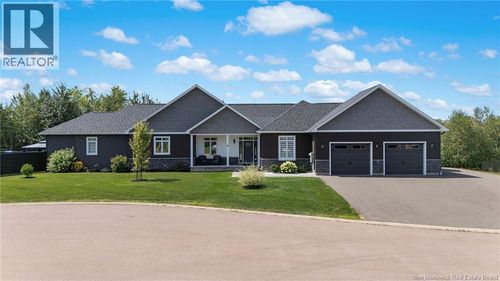 29 Laforge St, Shediac, NB, E4P0J9 | Card Image
