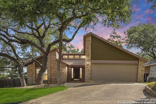 1647 Vista Del Monte, San Antonio, TX, 78216-7815 | Card Image