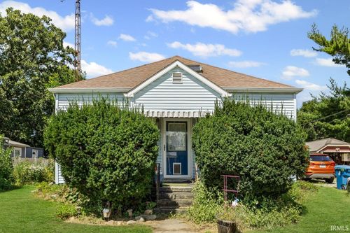 305 W Smith St, Oxford, IN, 47971-8658 | Card Image