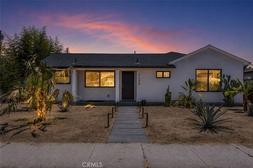 7008 Aura Ave, Reseda, CA, 91335-3723 | Card Image