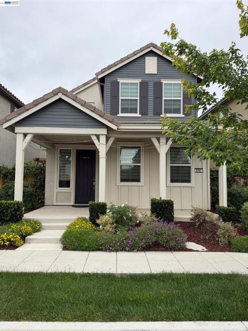 2282 S Podere Dr, Mountain House, CA, 95391-8247 | Card Image