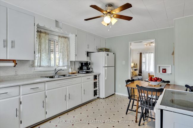706 Monaghan Rd, House other with 3 bedrooms, 1 bathrooms and 2 parking in Peterborough ON | Image 13