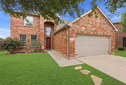 8228 Misty Water Dr, Fort Worth, TX, 76131-4549 | Card Image