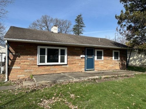 220 Carnegie Ave, Austintown, OH, 44515-2803 | Card Image