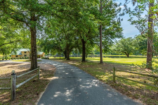36-web-or-mls-4869 Retta Ln Exterior-1 | Image 6