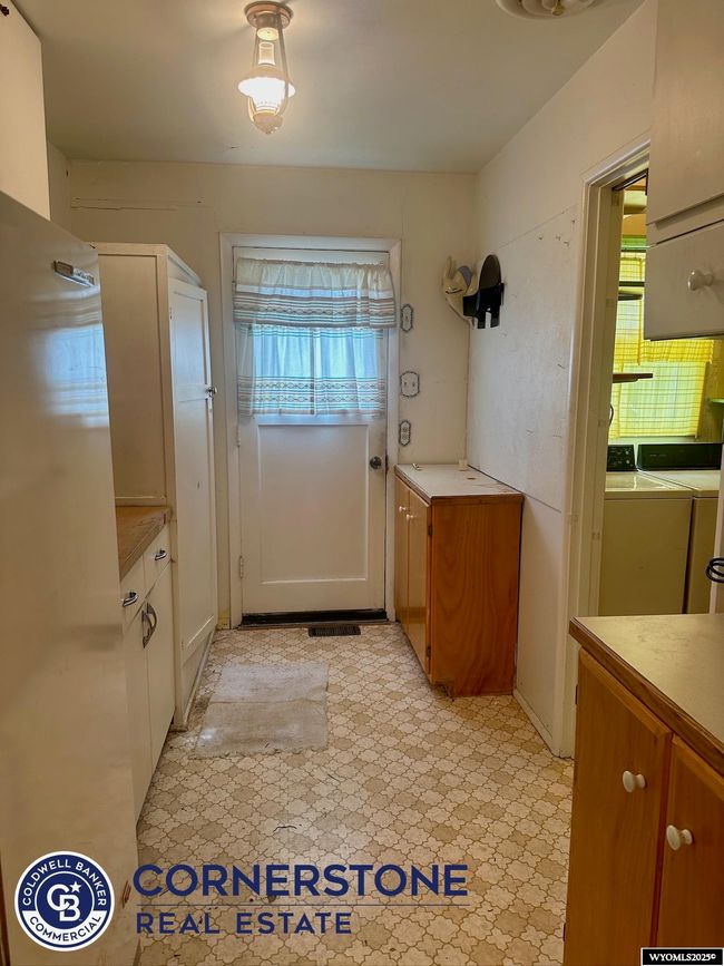 1819 S Washington St, House other with 3 bedrooms, 1 bathrooms and null parking in Casper WY | Image 10