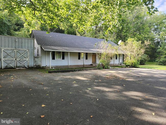 39501 Tollhouse Rd, House other with 3 bedrooms, 1 bathrooms and null parking in LOVETTSVILLE VA | Image 35