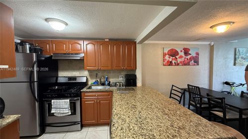 apt-409-6703 N Kendall Dr, Pinecrest, FL, 33156-1779 | Card Image
