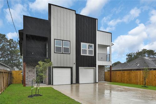 b-7415 Hezekiah Ln, Houston, TX, 77088-7617 | Card Image