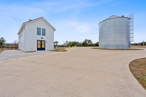 1006 Frost Ave, Driftwood, TX, 78619-2070 | Card Image