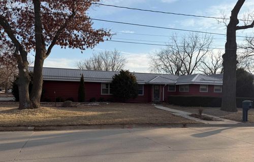 1117 3rd St Ne, Independence, IA, 50644-2218 | Card Image