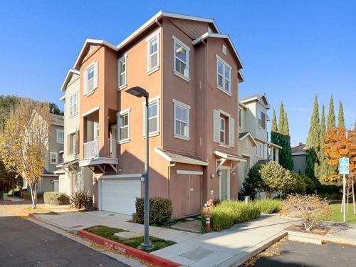 171 Cameron Dr, Mountain View, CA, 94043-5229 | Card Image