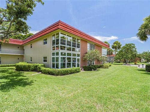 apt-205-26 Pine Arbor Ln, VERO BEACH, FL, 32962-4670 | Card Image