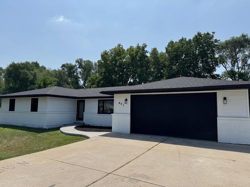 831 Richards St, Joliet, IL, 60433-2439 | Card Image