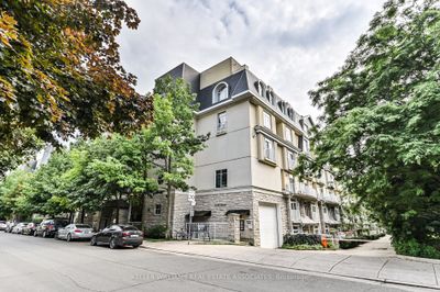 601 - 38 Stadium Rd, Condo with 2 bedrooms, 1 bathrooms and 1 parking in Toronto ON | Image 1