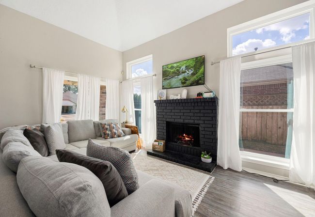 7415 Cavesson Dr, House other with 4 bedrooms, 2 bathrooms and 2 parking in Cypress TX | Image 8