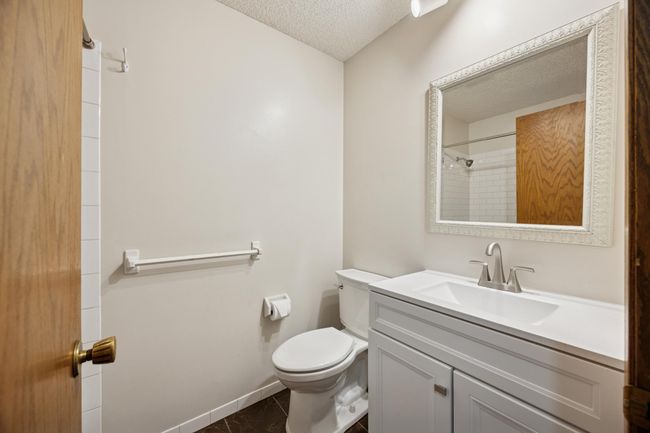 17_interior.jpg | Image 17
