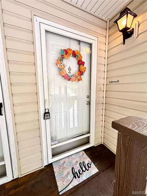 1830 New Sun Ct, Florissant, MO, 63031-9103 | Card Image