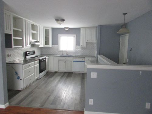 10088 Sonora Dr, Fenton, MI, 48430-9361 | Card Image