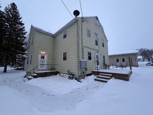 1420 Frank Hall Dr, Albert Lea, MN, 56007-3140 | Card Image