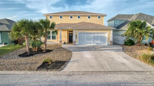 102 Angelfish Ct, Aransas Pass, TX, 78336-5332 | Card Image