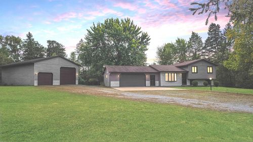 3821 N 90th Street, GRANT, WI, 54494 | Card Image