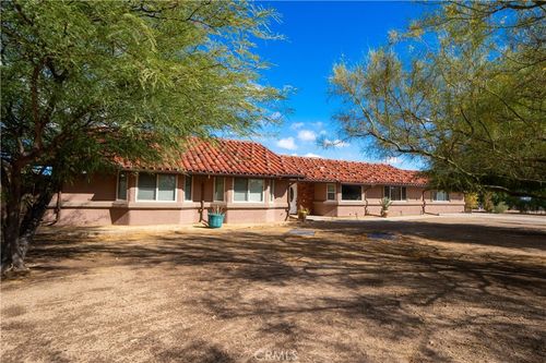 14064 Tioga St, Oak Hills, CA, 92344-8132 | Card Image